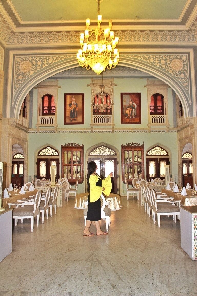 Photo of Chomu Palace: Jaipur 21/29 by Isha Anandpura