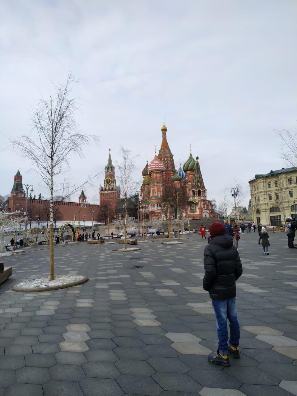 Photo of A solo traveler's guide to Moscow and St Petersburg in budget #Lockdown by Abhay