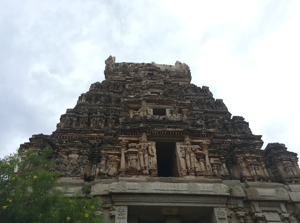 Photo of Hampi, a UNESCO World Heritage Site - RoadTrip 12/20 by Tripanians