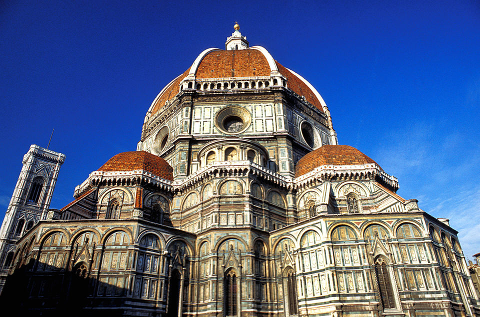 Photo of Italy - The Land of Pasta, Passion and The Pope 8/10 by Rohan Shetty
