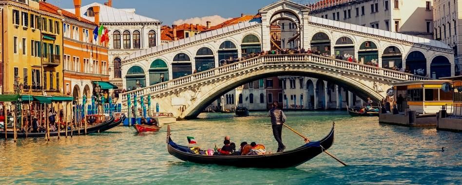 Photo of Italy - The Land of Pasta, Passion and The Pope 9/10 by Rohan Shetty