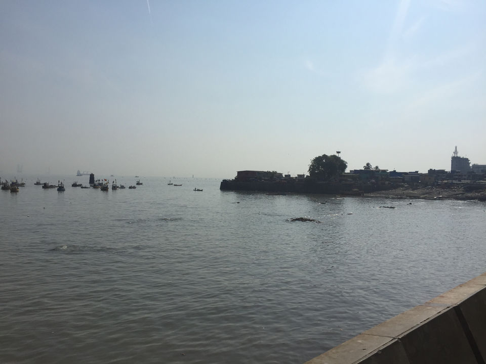 Photo of Mumbai, Maharashtra, India by Shiva Kumar Bashetti