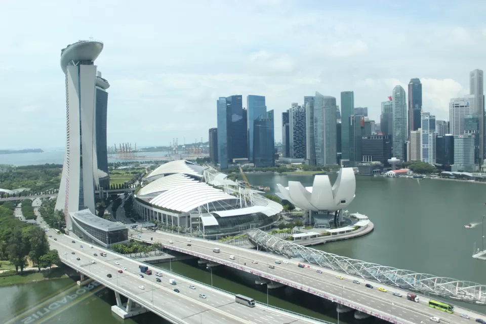 Photo of Raffles Avenue, Singapore Flyer, Singapore by Mslittleelf