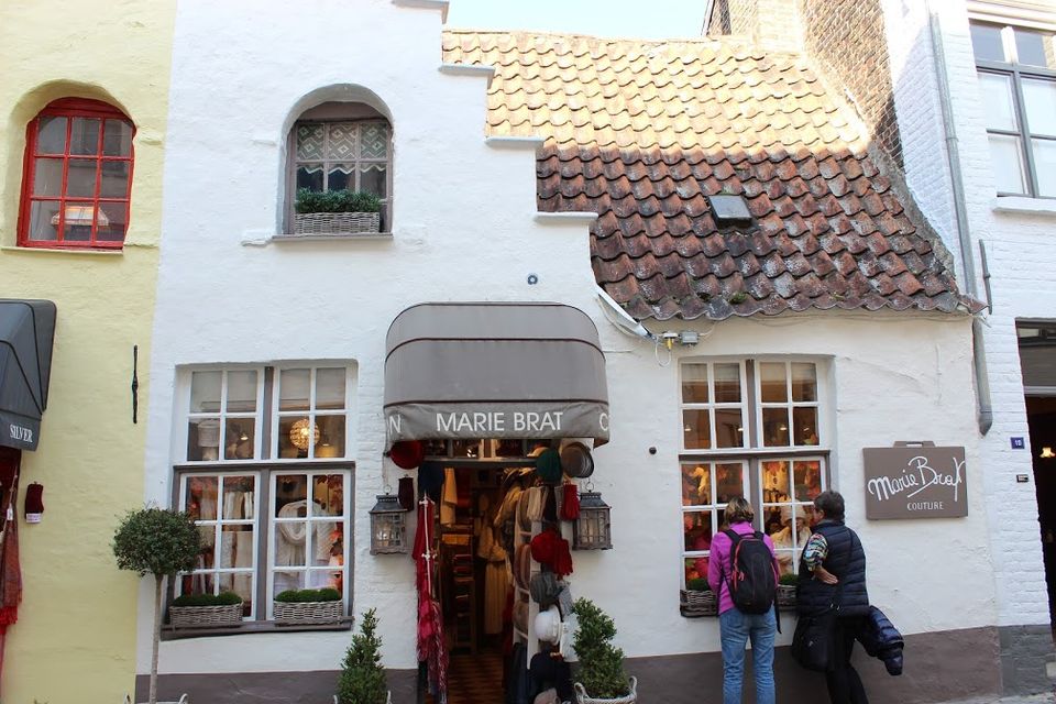 Photo of Travelling to Brussels? You must not miss Bruges, A Fairytale Wonderland! by Mslittleelf