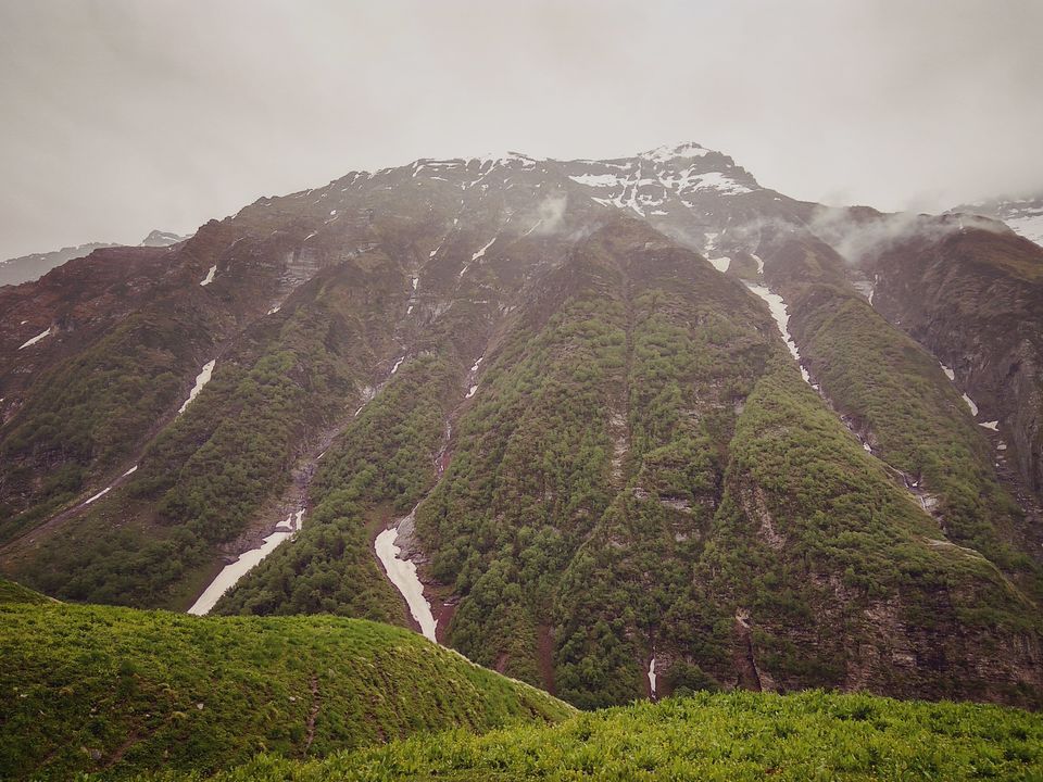Photo of Road less traveled- Chandernahan(Origin of Pabbar River) by shikhar