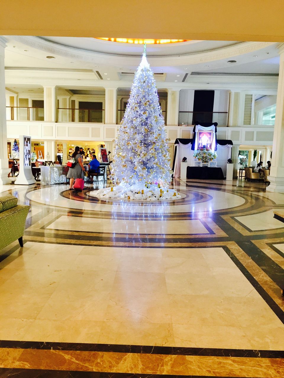 Photo of Dusit Thani Pattaya hotel Beach Road Pattaya City Chon Buri Thailand by Manvi Deshwal