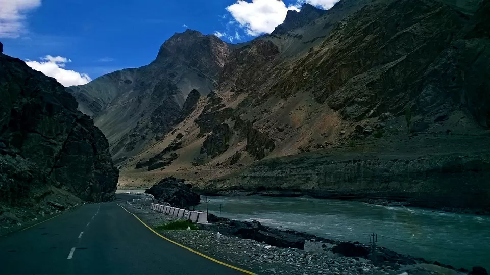Photo of The Colors of Leh: Beautiful Pictures on Way to Leh by Harleen Sandhu