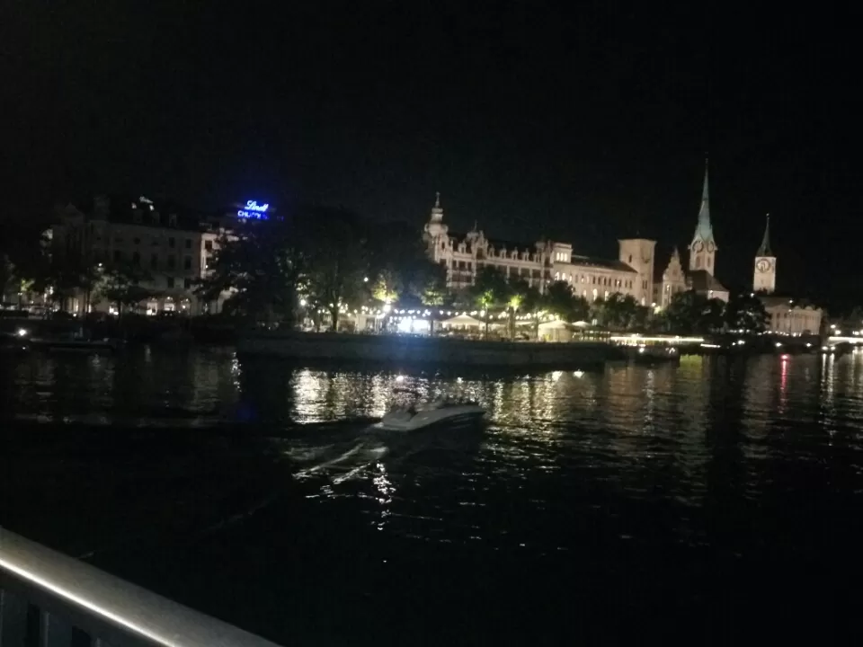Photo of Zürich, Switzerland by akhileshparmanu