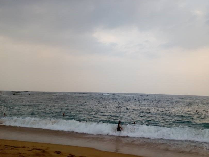 Photo of A Blurry..Amazing...Crazy Sri Lankan Night #MyCrazyParty by Sneha Roy