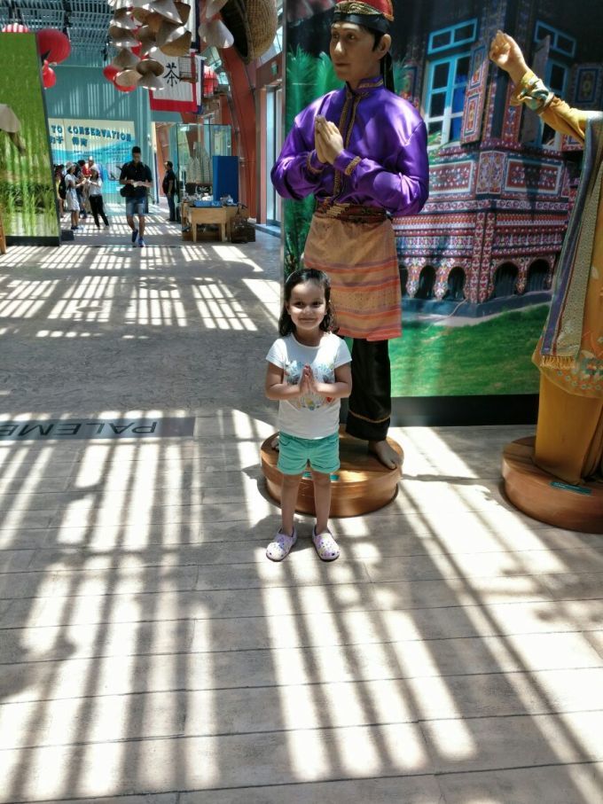 Photo of Travel!! Even if your kids won't remember! 1/3 by SHREEMI RUHI