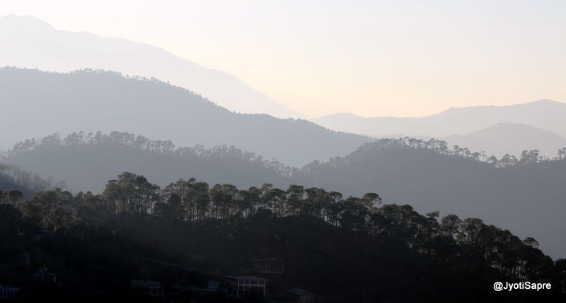 Photo of An autumn trip to Himalayan village, Sonapani 2/18 by Jyoti Sapre