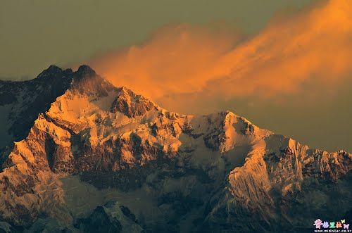 Photo of Tiger Hill, Darjeeling, West Bengal, India by Tripoto