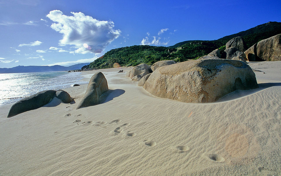 Photo of Yalong Bay, Sanya, China by Tripoto