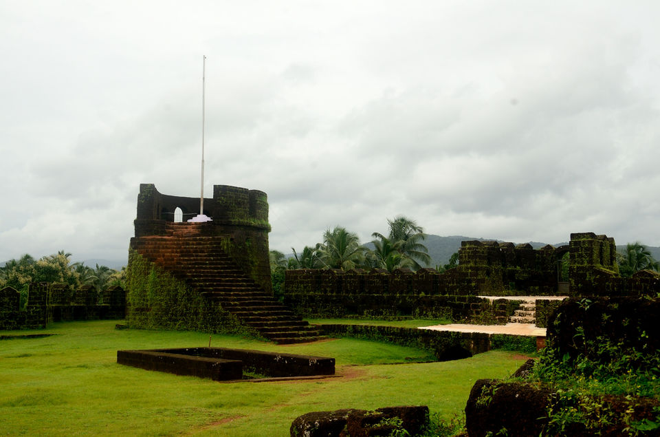 Photo of Fort Mirjan- a hidden gem. 4/6 by Bikram Jeet