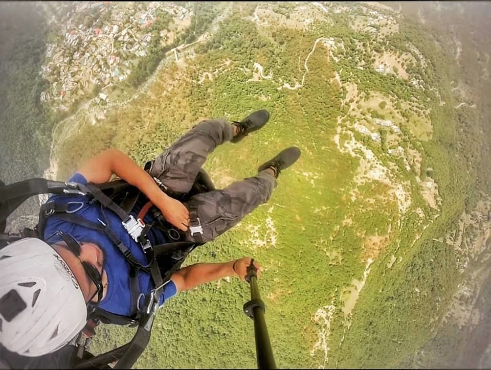 Photo of Paragliding is fun, until the wind takes you 25 kms from the landing site by Vaibhav Gangrade