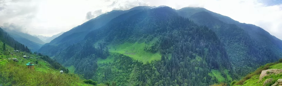 Photo of Magic valley, Kullu, Himachal Pradesh, India by Vaibhav Gangrade