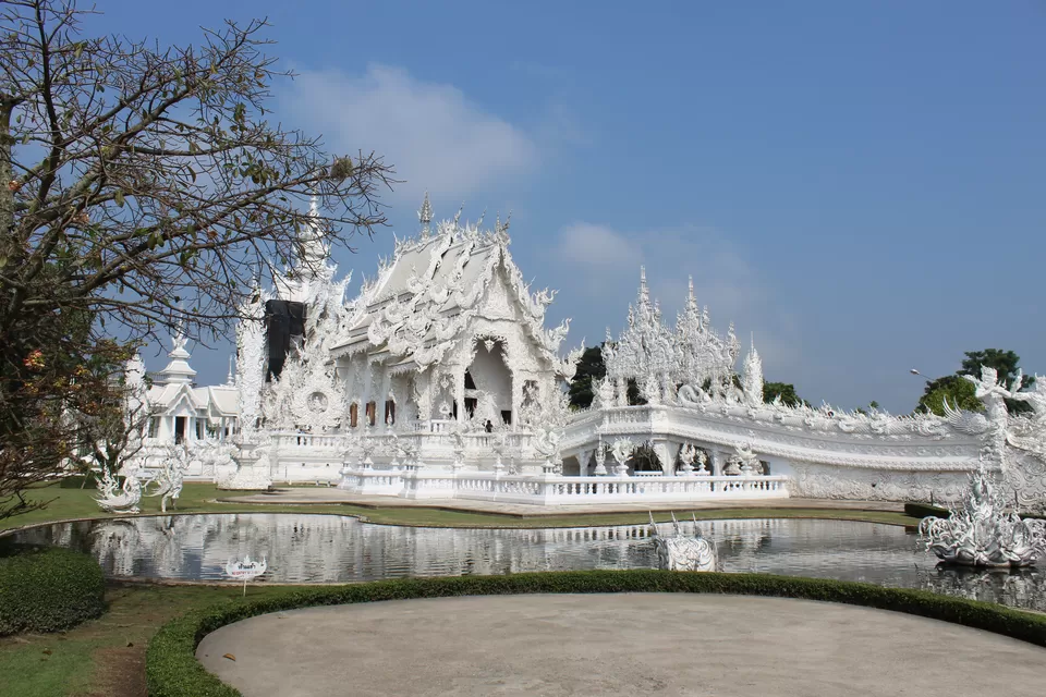 Photo of Wat Rong Khun, Phahonyothin Road, Pa O Don Chai, Mueang Chiang Rai District, Chiang Rai, Thailand by Yashodhara Roy
