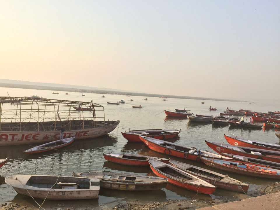 Photo of Varanasi, Uttar Pradesh, India by Soma Das