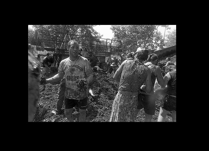 Photo of If you missing your beloved India’s Holi,13 festival may help you the Firang version of Holi! 7/13 by Madhab Burman