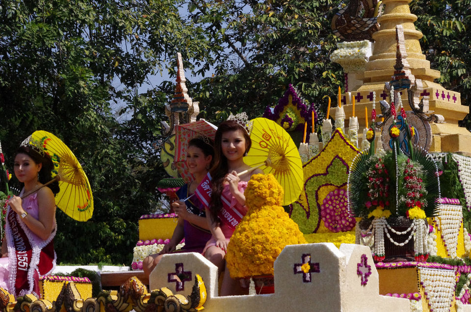Photo of 3 Days In Flower Festival ' Rose Of North ', Thailand. by Madhab Burman