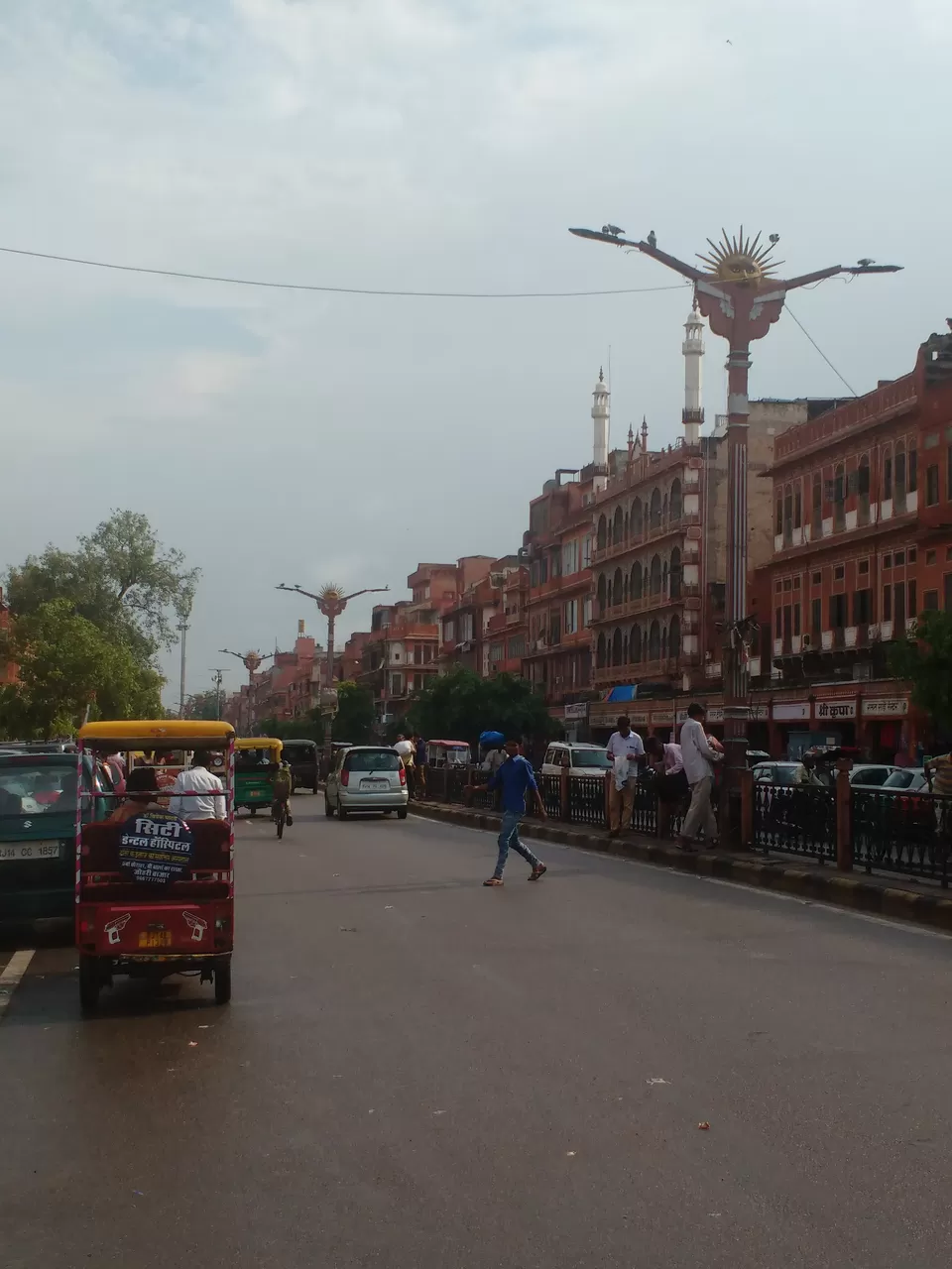 Photo of Zostel Jaipur, Kamal Gatta Colony, Kanwar Nagar, Jaipur, Rajasthan, India by Snehanshu Shome