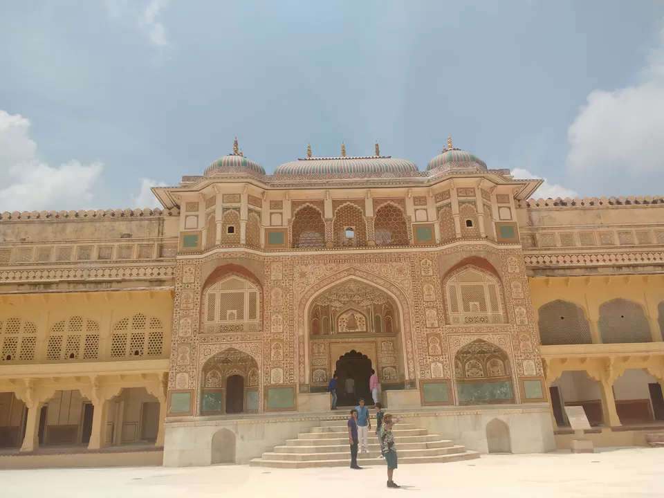 Photo of A budget traveler in the Land of Royals by Snehanshu Shome