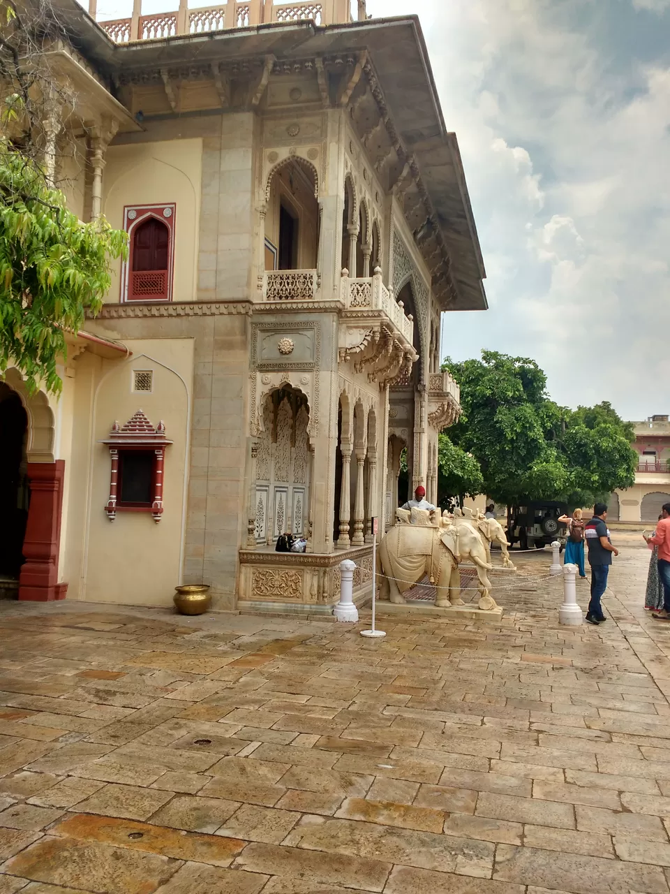 Photo of City Palace, Gangori Bazaar, J.D.A. Market, Kanwar Nagar, Jaipur, Rajasthan by Snehanshu Shome