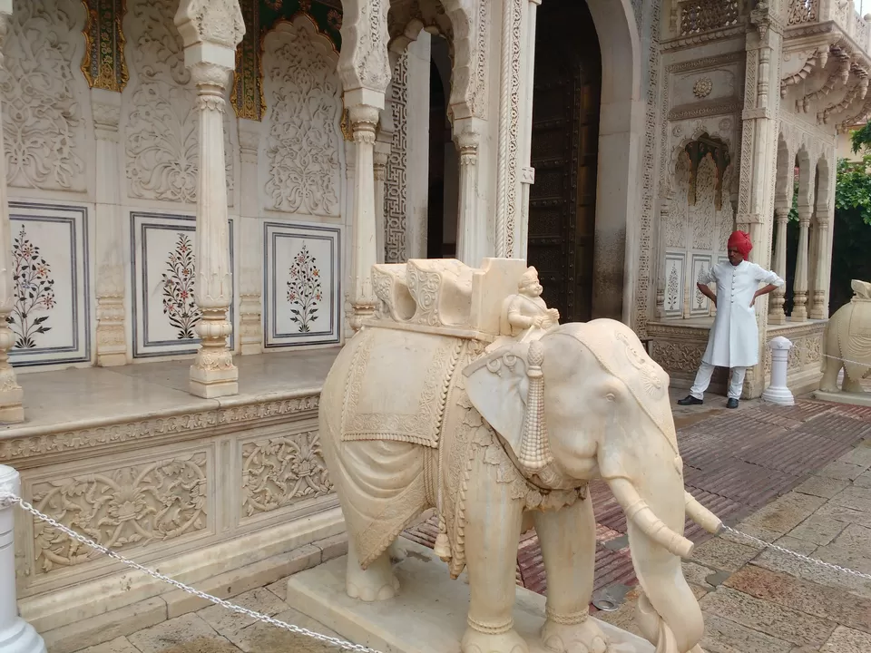 Photo of City Palace, Gangori Bazaar, J.D.A. Market, Kanwar Nagar, Jaipur, Rajasthan by Snehanshu Shome