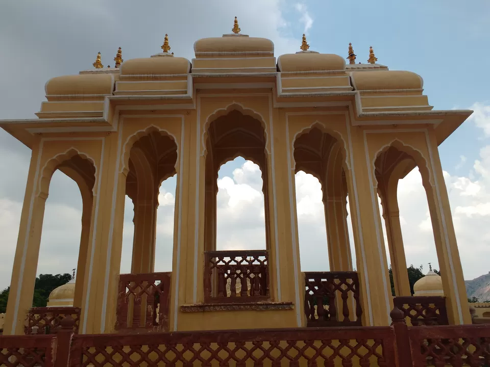 Photo of Hawa Mahal, Hawa Mahal Road, Badi Choupad, J.D.A. Market, Kanwar Nagar, Jaipur, Rajasthan, India by Snehanshu Shome