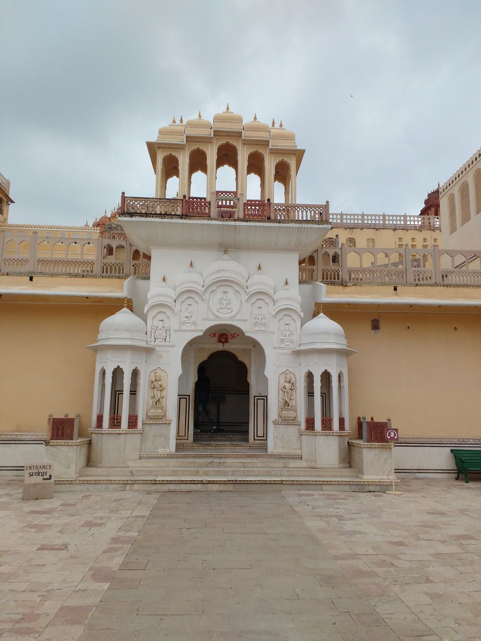Photo of Hawa Mahal, Hawa Mahal Road, Badi Choupad, J.D.A. Market, Kanwar Nagar, Jaipur, Rajasthan, India by Snehanshu Shome