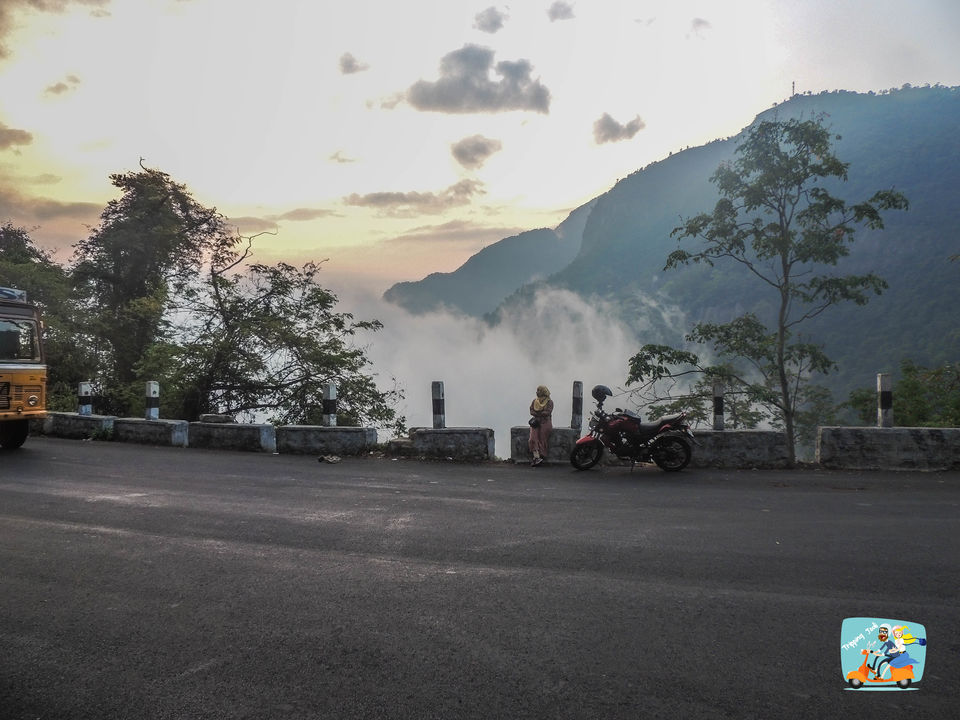 Photo of Exotic sunrise up on the hills — Coonoor by Trip Jodi