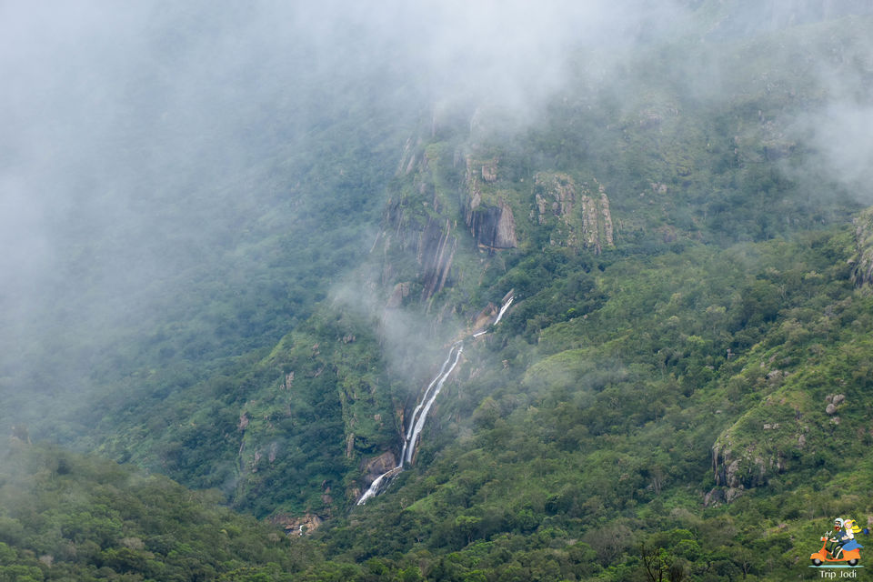 Photo of Kodanadu View Point Bus Stop, Kotagiri - Kodanadu Road, Kodanad, Tamil Nadu, India by Trip Jodi