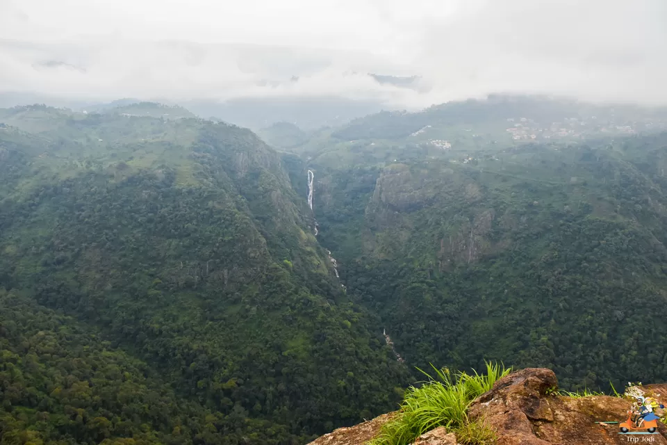 Photo of Catherine Water Falls, Nilgiris, Tamil Nadu, India by Trip Jodi