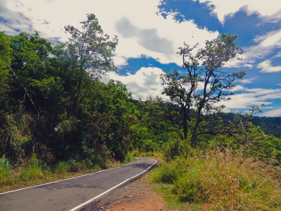 Photo of Manjoor, Tamil Nadu, India by Trip Jodi