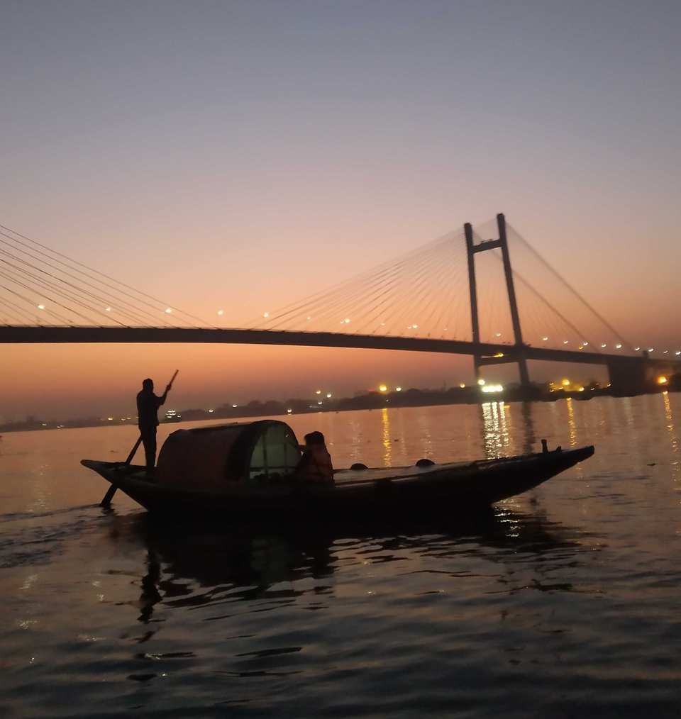 Photo of Princep Ghat, Maidan, Fort William, Hastings, Kolkata, West Bengal, India by Avinash Matta