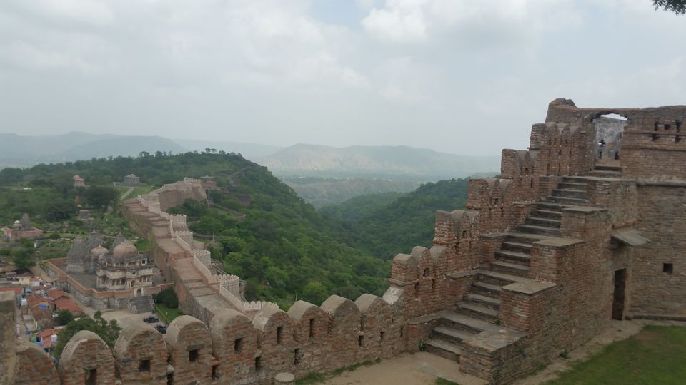 Photo of Hidden fort in Aravalli hills by Grisha Vora