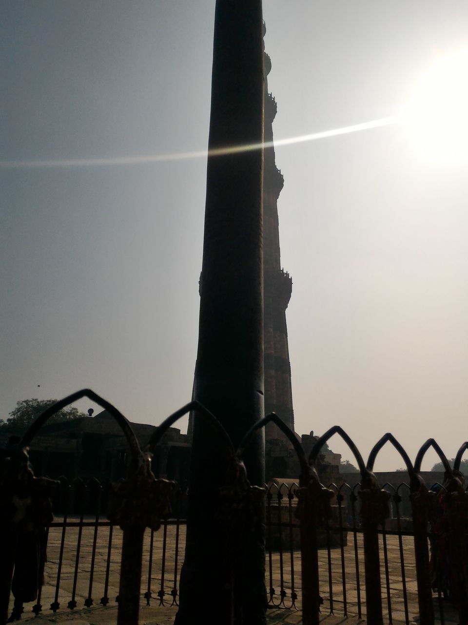 Photo of History Unveiled : Qutub Minar and Iron Pillar of Delhi , #photoblog 12/30 by Mohit Singh Arora