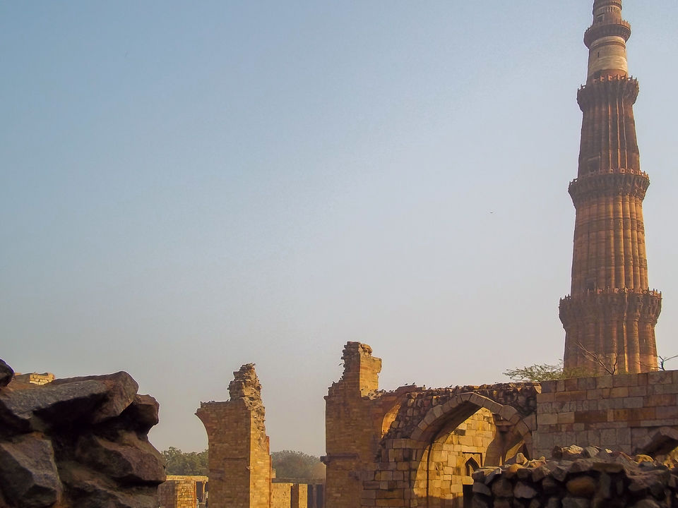 Photo of History Unveiled : Qutub Minar and Iron Pillar of Delhi , #photoblog 24/30 by Mohit Singh Arora