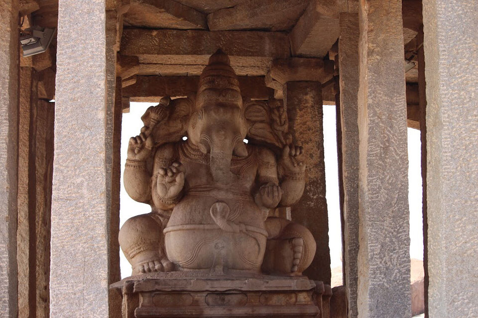 Photo of Hampi..Rocks Recite Tales Here!! by Chidhvila Reddy