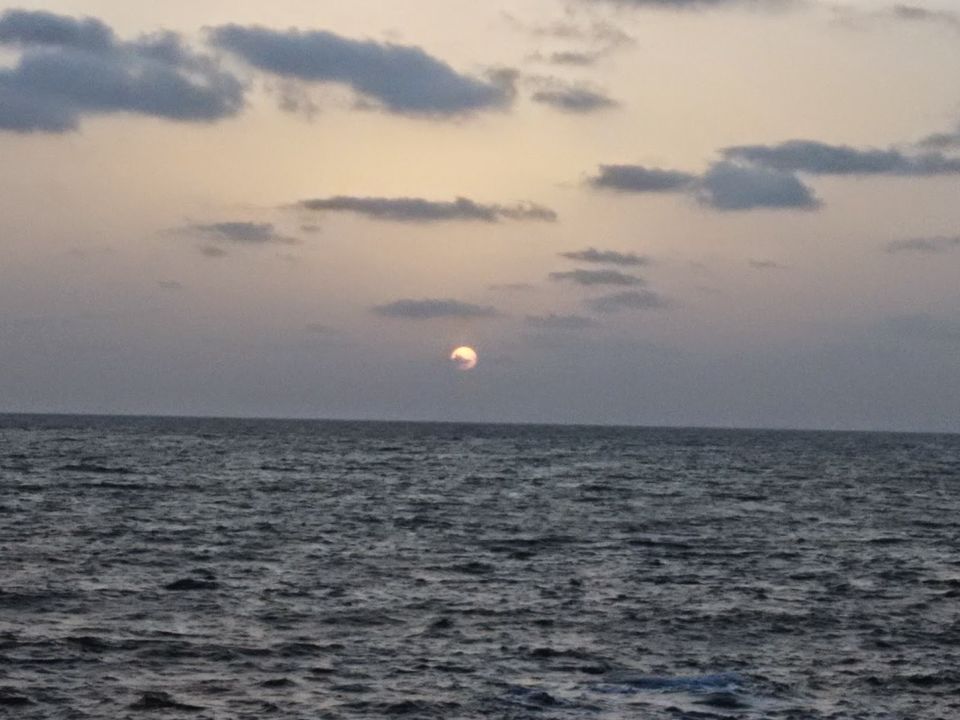 Photo of 5 Breathtakingly Beautiful Sunsets In North Goa That You Shouldn't Miss For Anything In The World! 1/6 by Lohith Ramachandra