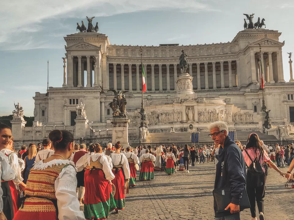 Photo of Piazza Venezia, Rome, Metropolitan City of Rome, Italy by Explore_with_Mohini