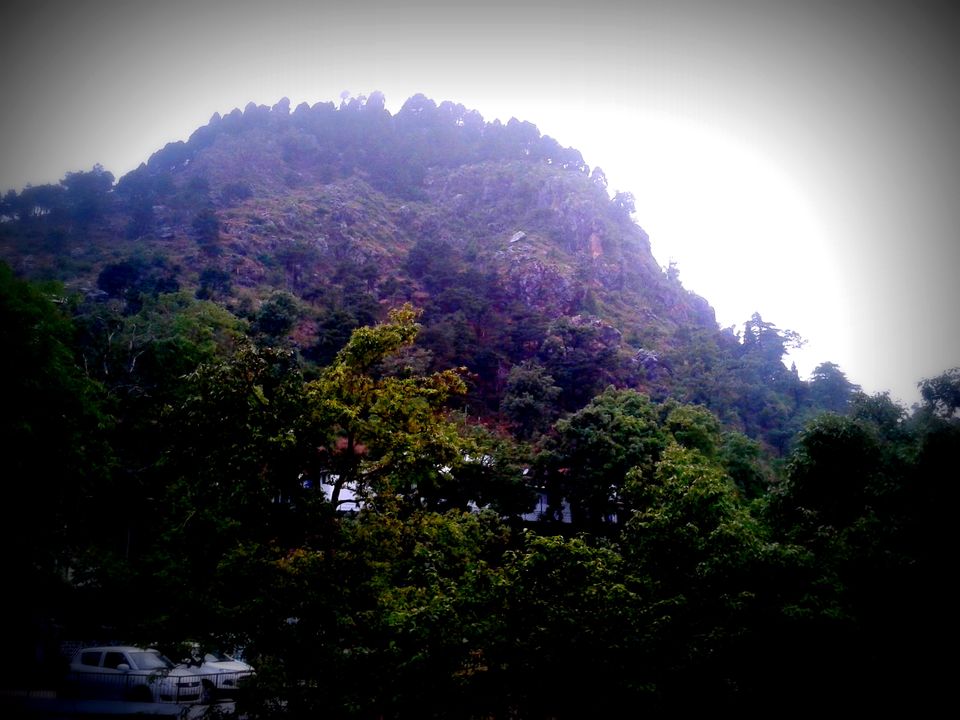 Photo of Camels Back Road, The Mall Road, Mussoorie, Uttarakhand, India by Ridhima Shukla