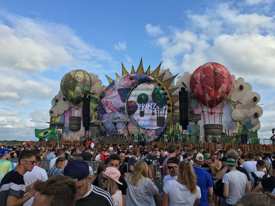 Photo of Solo Trip to Tomorrowland 2017 because YOLO by Sanket Patel