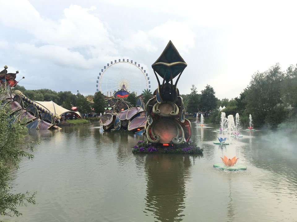 Photo of Solo Trip to Tomorrowland 2017 because YOLO by Sanket Patel