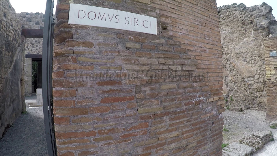 Photo of Don't miss out on a day trip to Naples and Pompeii from Rome! 25/39 by Wanderlust Gobblemust