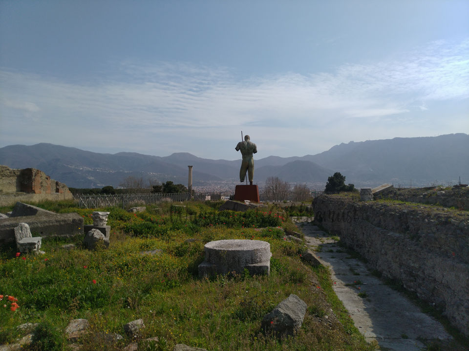 Photo of Don't miss out on a day trip to Naples and Pompeii from Rome! 23/39 by Wanderlust Gobblemust