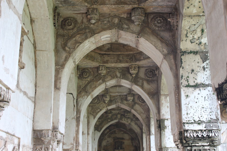 Photo of The lesser known UNESCO World Heritage site at Champaner 13/20 by Nancy Desai