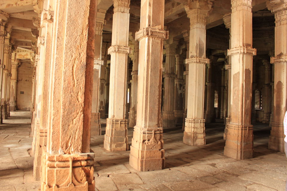 Photo of The lesser known UNESCO World Heritage site at Champaner 16/20 by Nancy Desai