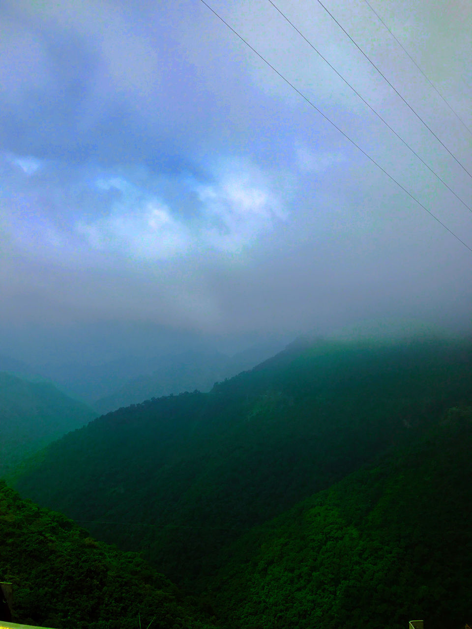 Photo of An Expedition to Garhwal Mandal(UK) - Chopta, Tungnath, Chandrashila and Deoria Taal by Albana Nadeem
