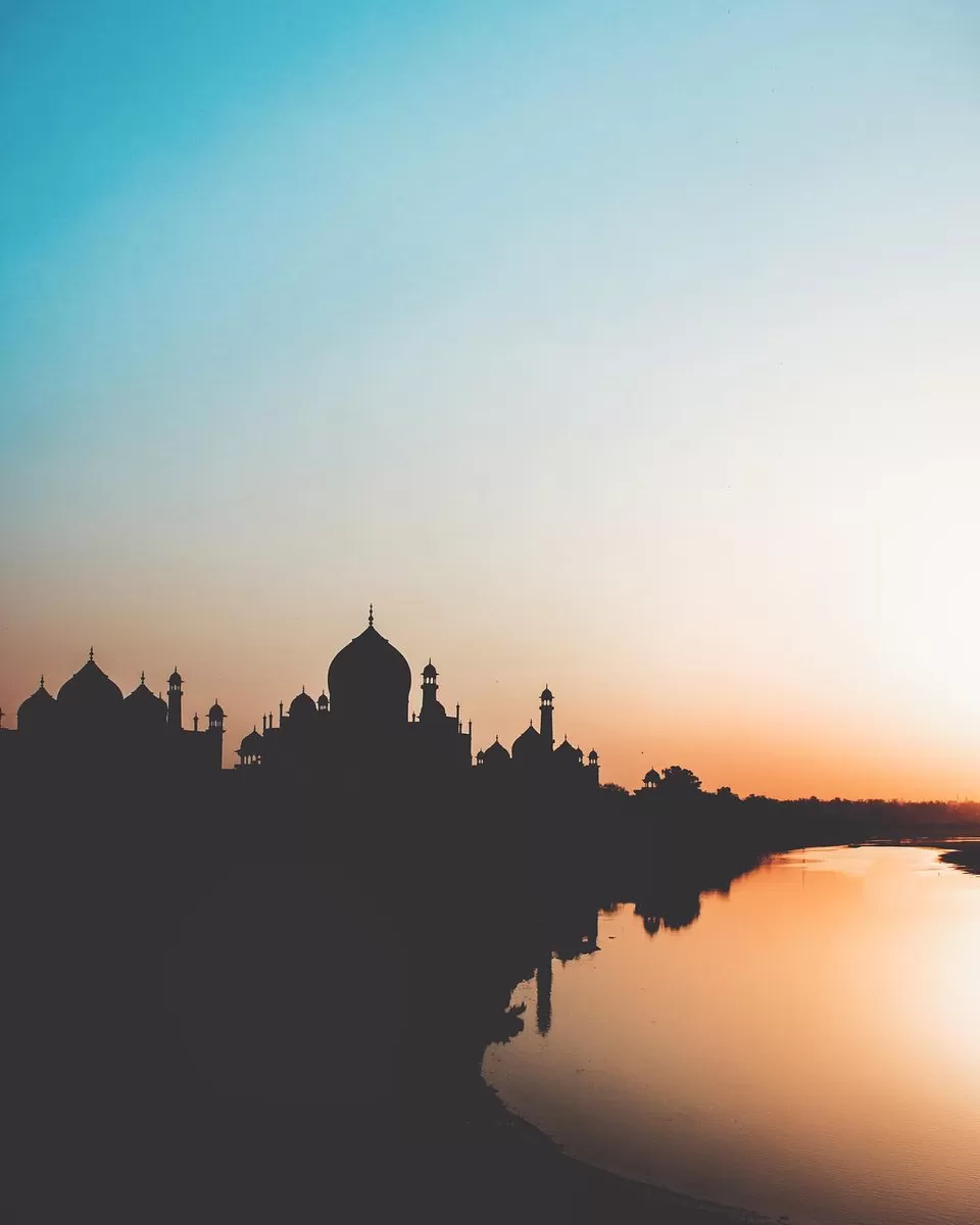 Photo of Agra - Taj Mahal by Shobhit Khatter
